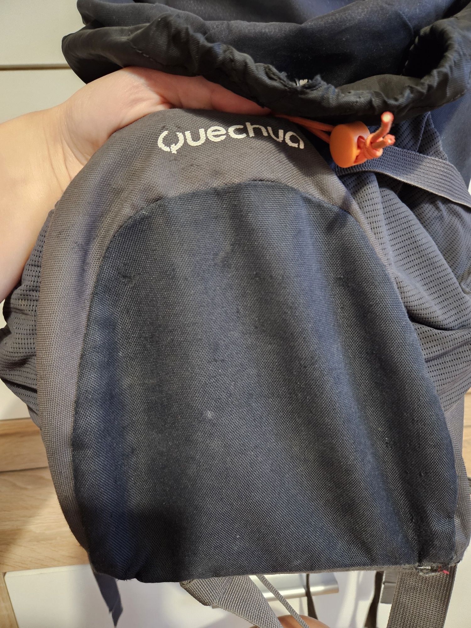 plecak trekkingowy Quechua Forclaz o pojemnosci 20l