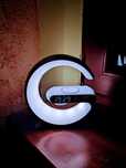 Lampka LED RGB Głośnik Ładowarka Zegar Radio Budzik Bluetooth