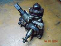 BMW X5 E70 M50d m50dX F01 F10 POMPA WTRYSKOWA CP4 8508151 0445010645 orygin