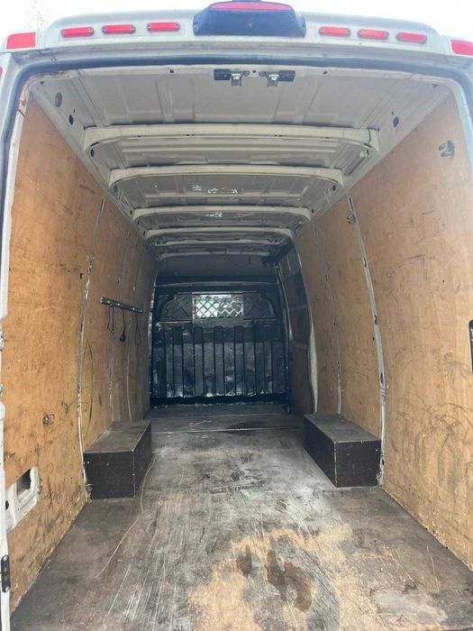Sprzedam Iveco 2.3 Diesel 2012rok.