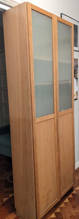 Estante c portas IKEA Billy (entrega grátis em Lisboa)