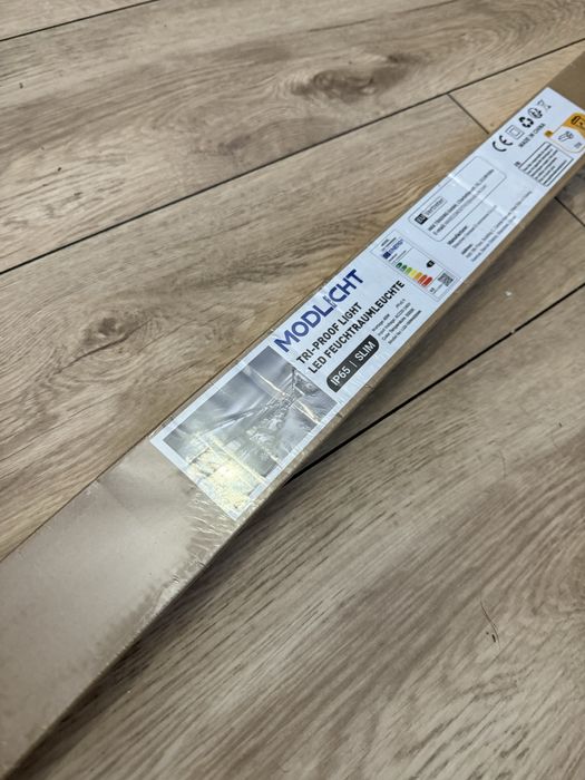 Led lampa odporna na wigolsc