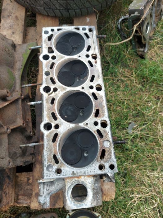 Blok silnika 164e1 bmw e30 głowica i inne części