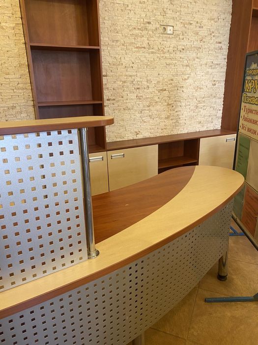 Стіл офісний стійка