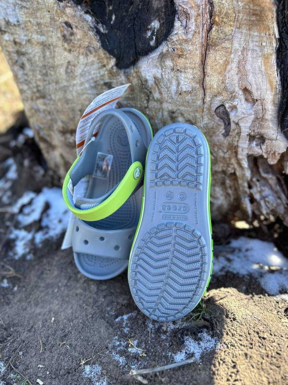 Crocs Bayaband Sandal Charcoal детские сандали серые С7-J3