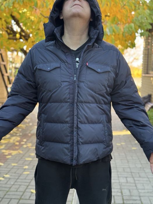 Мужской пуховик levis