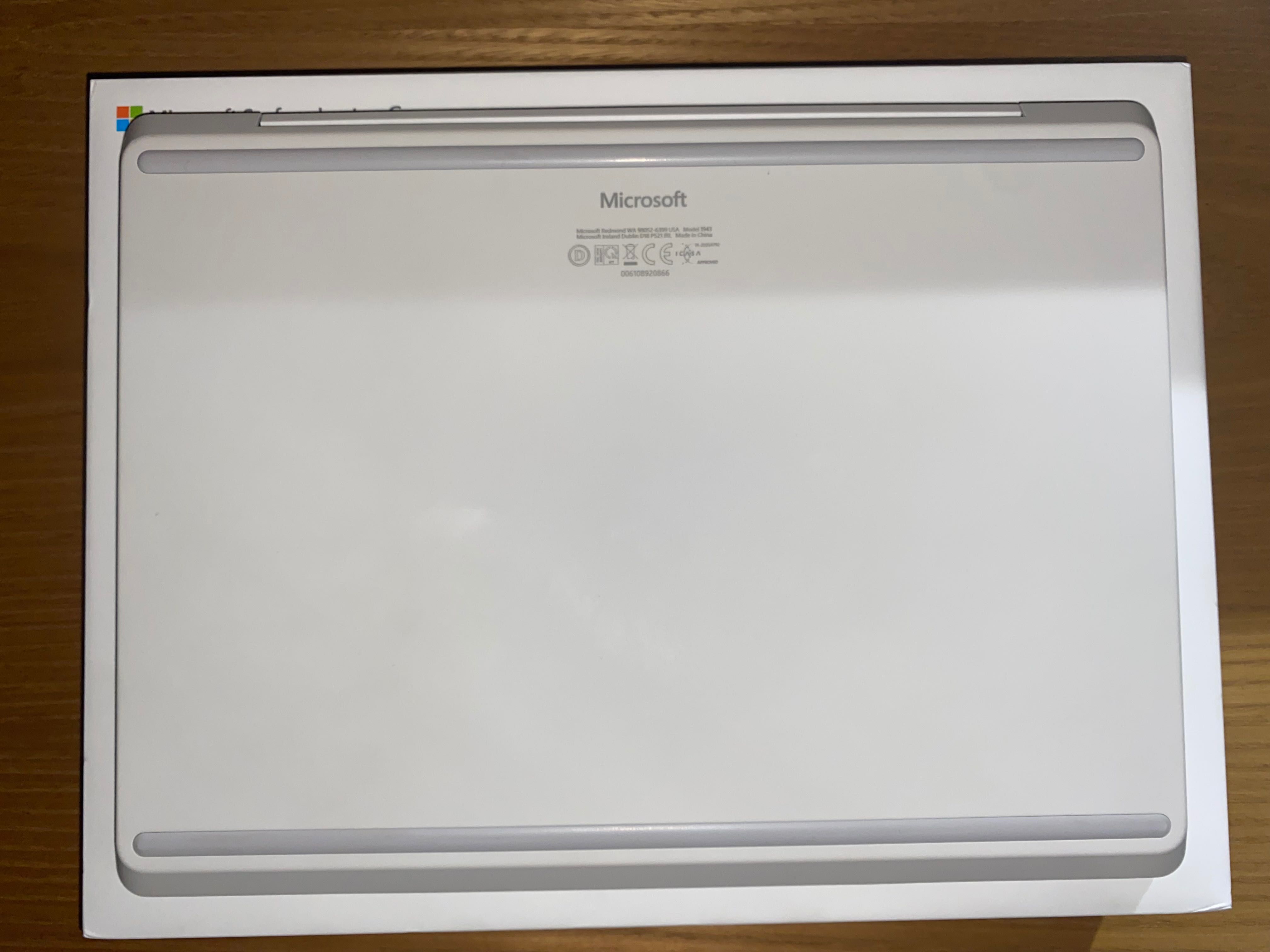 microsoft surface laptop go