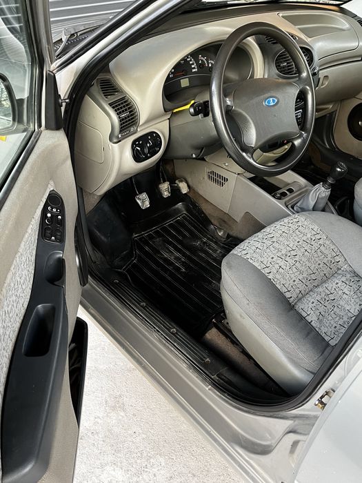 Продам лада калина 2007р (1.6 бензин)