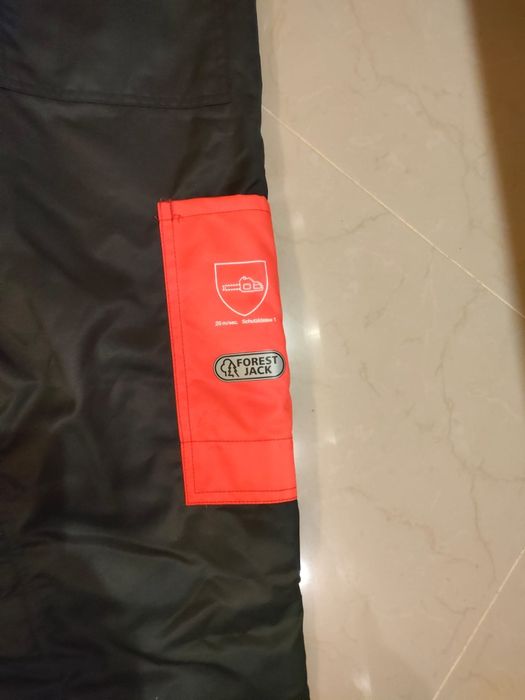 Spodnie antyprzecięciowe Forest Jack nowe