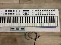 Klawiatura midi ARTURIA keylab essential 61 stan idealny OKAZJA