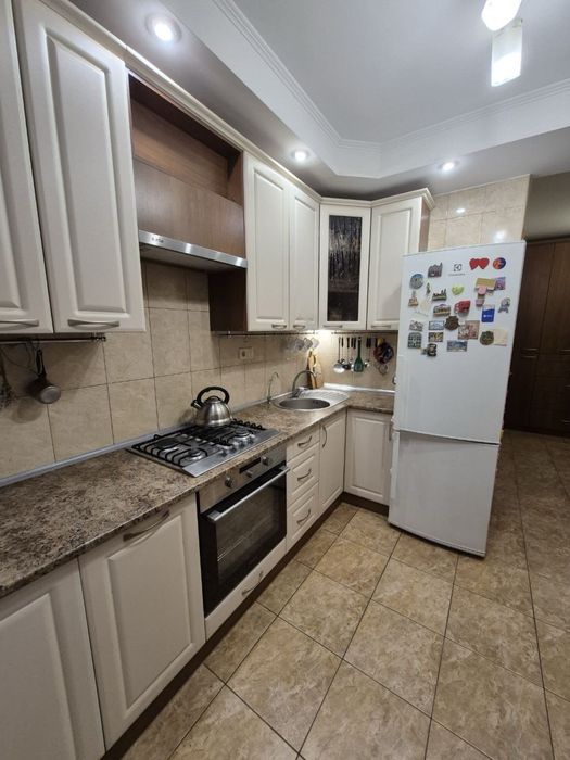 Власник Продам 2 кімн. квартиру 4-й Південний мкрн, Запоріжжя