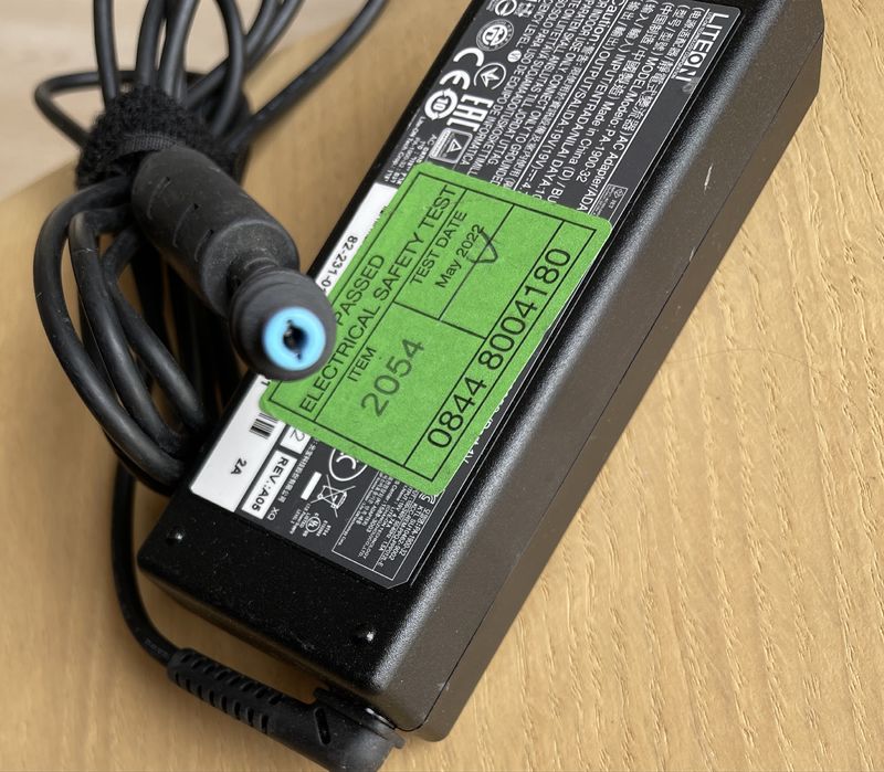 Carregadores originais para portátil Acer Hp Dell Asus e outras marcas