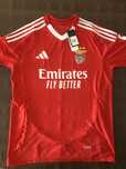 Camisola do Benfica, tamanho L