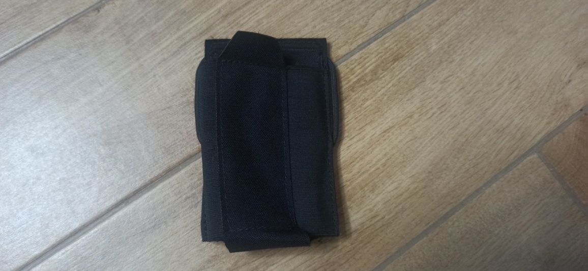 Direct Action carabine mag pouch