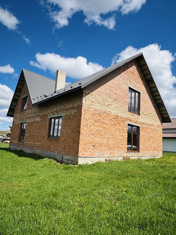 Продаю нерухомість