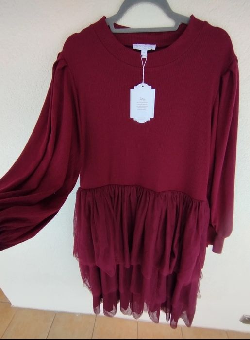 Bordowa sukienka z tiulem XL