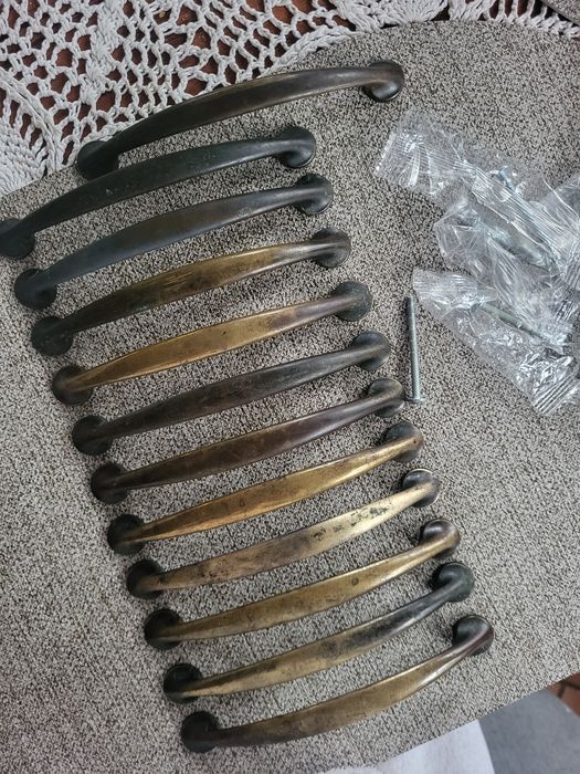 Uchwyty do szafek Porto