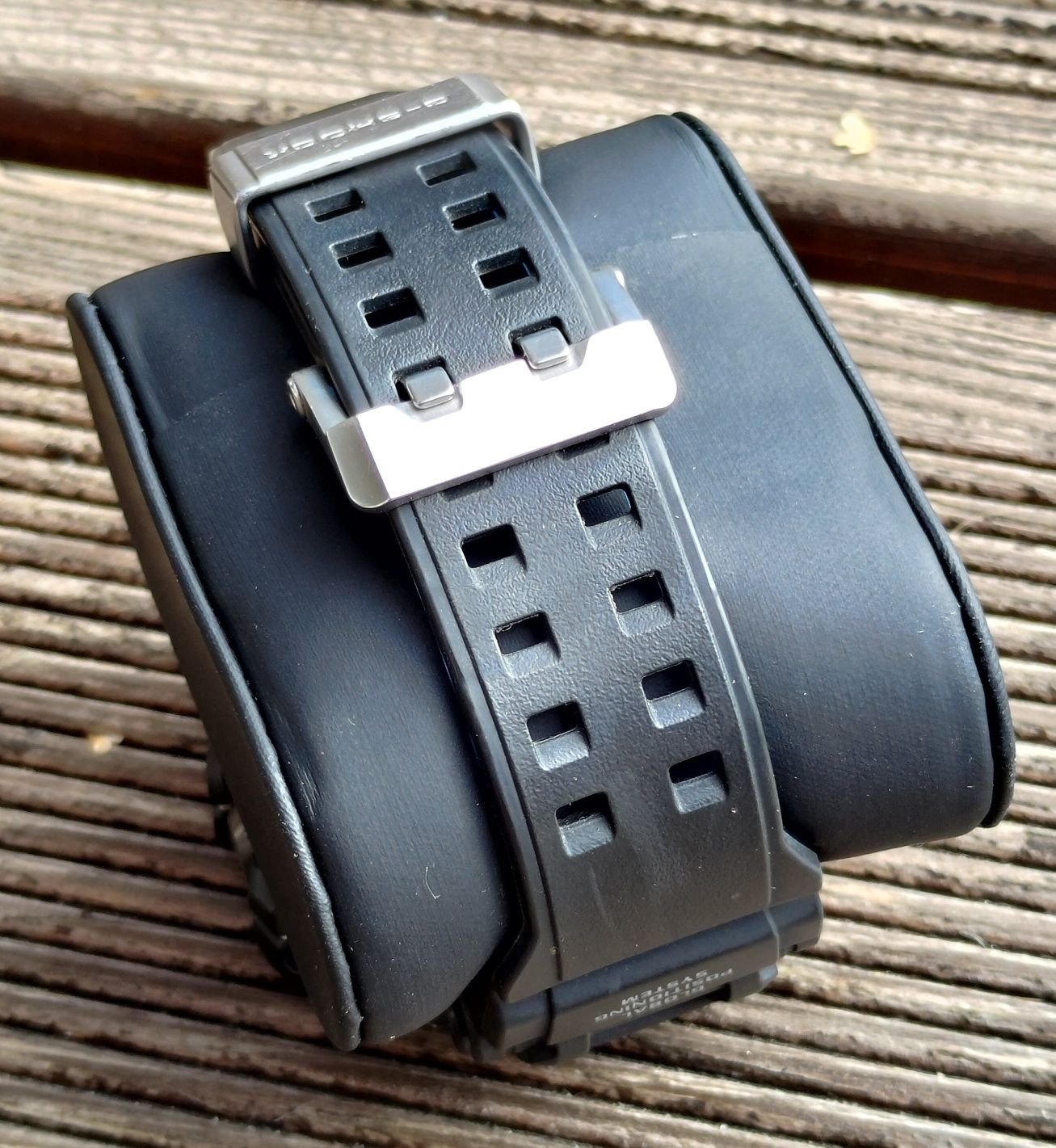 Casio g-shock GPW 2000