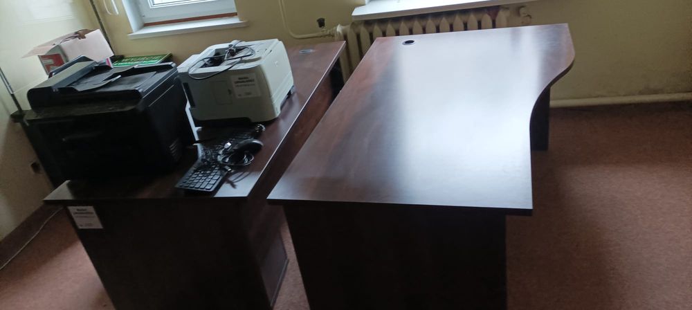 Sprzedam biurko w bardzo dobrym stanie
