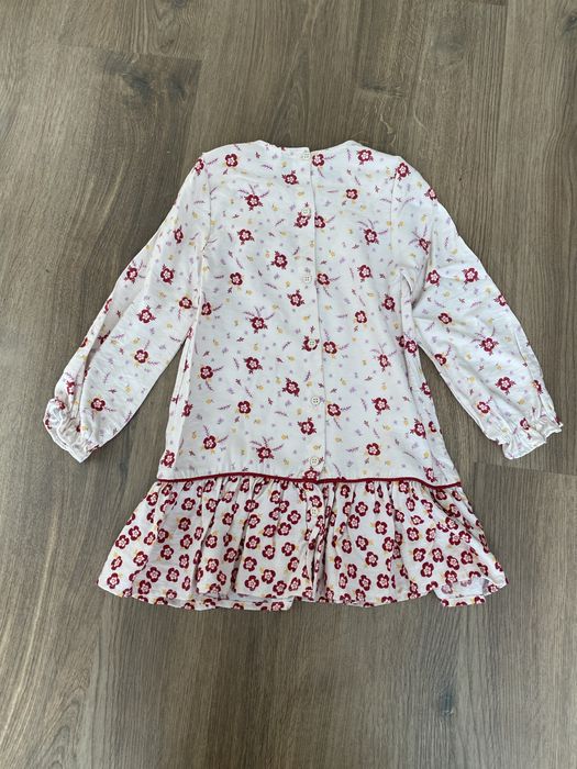 Стильна дитяча сукня