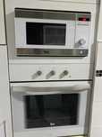 Conjunto Microondas com grill  + Forno Teka
