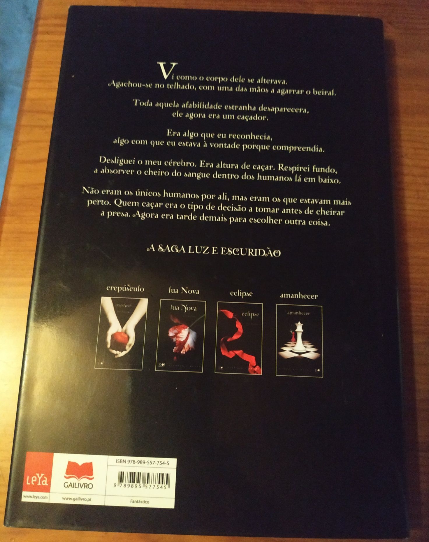 Livro da Saga Crepúsculo A breve segunda vida de Bree Tanner