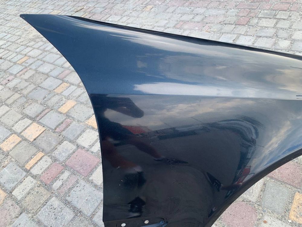 Крило R Mercedes Benz W211 C189 Праве АвтоРозборка крыло w166