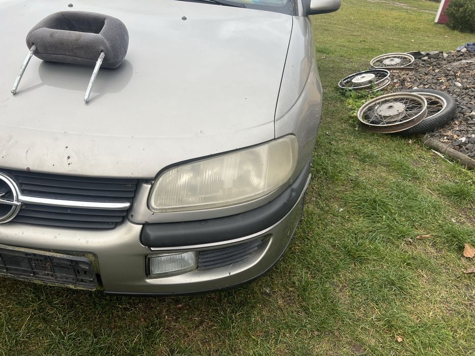 Фари,туманки,рішотка,крило переднє,опель омега