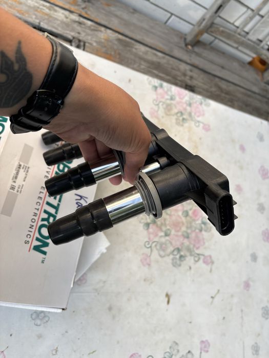 Катушка зажигания новая Sens 1.4 2013год