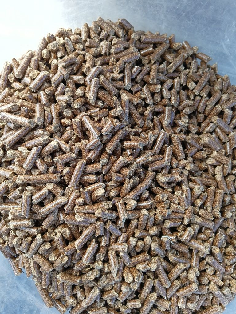 Pellet drzewny A1, 6mm,15 kg.worek.