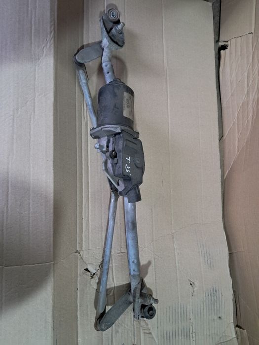 Трапеція та моторчик дворніків тойота Авенсіс т25