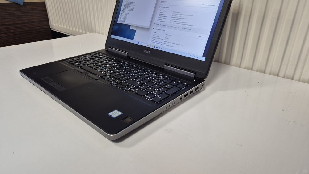 Dell Precision 7520 15,6FHD/i7-6820HQ/M2200/32GB/500SSD/WIN11