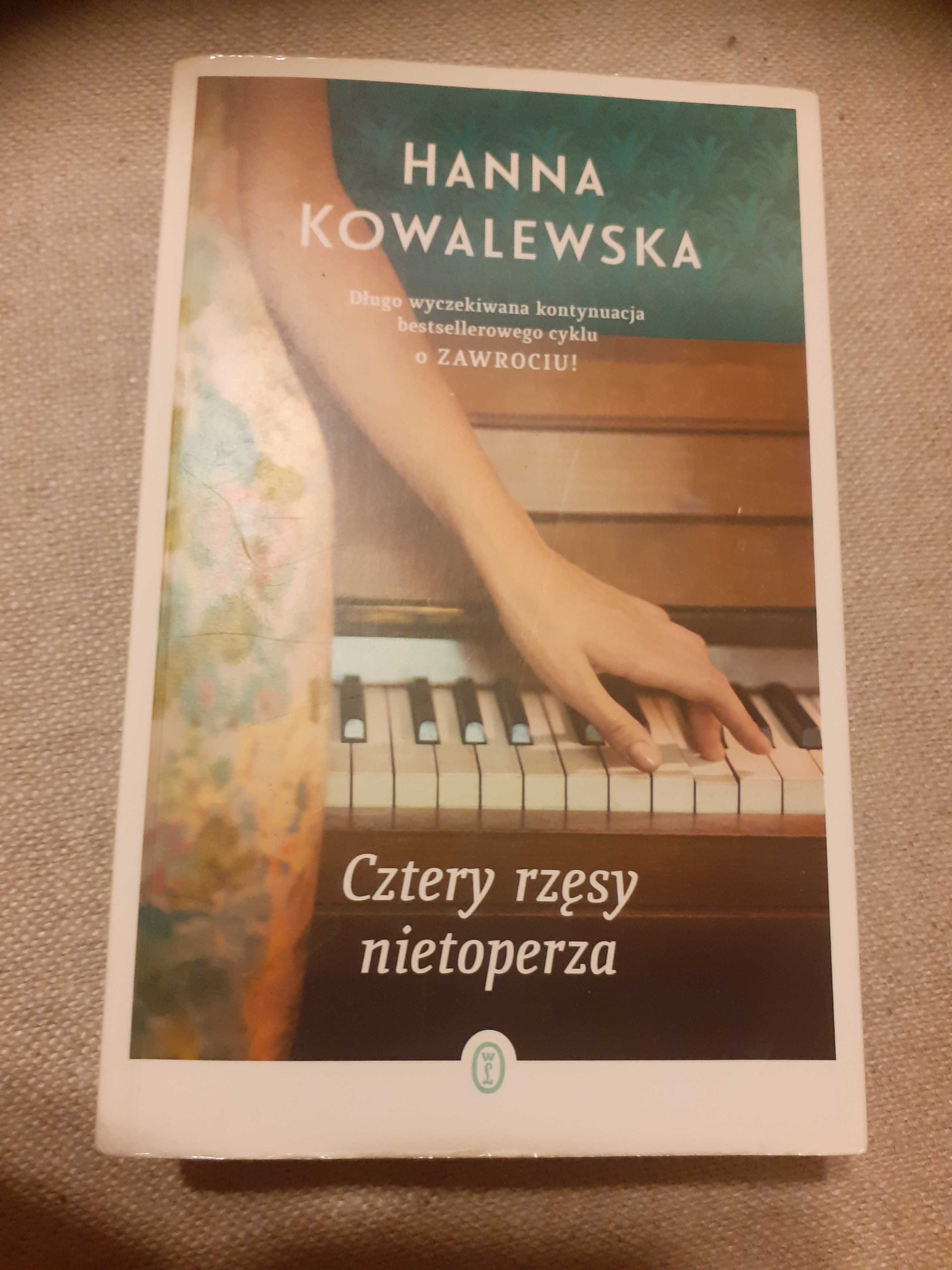 Hanna Kowalewska- cztery rzęsy nietoperza