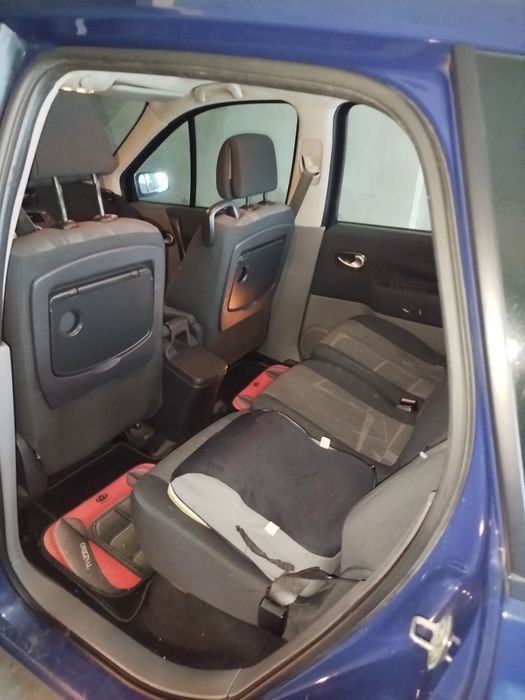 Sprzedam Renault Scenic 2 1,5 diesel stan idealny