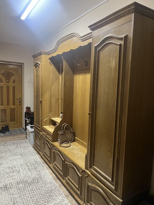 Продається прихожа