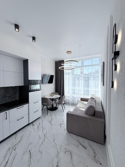 Продам новую доступную кваотиру в ЖК Атмосфера с дорогим ремонтом