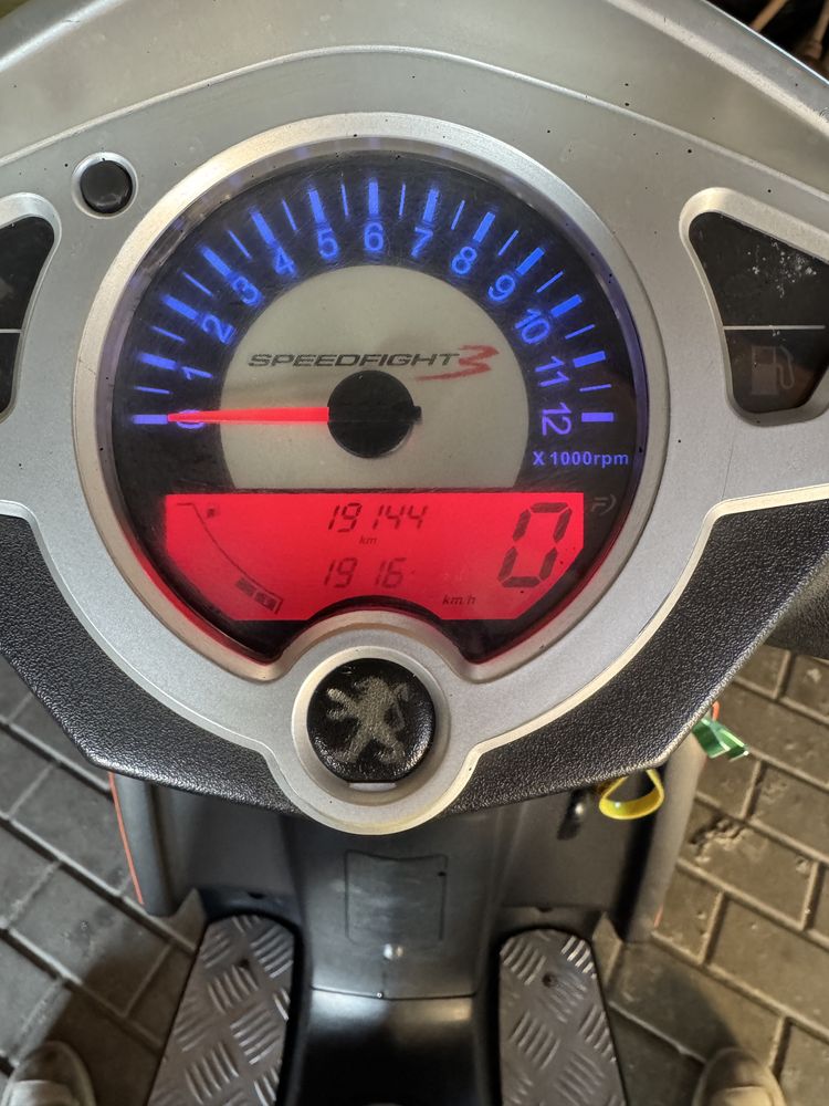Peugeot speed fight 3