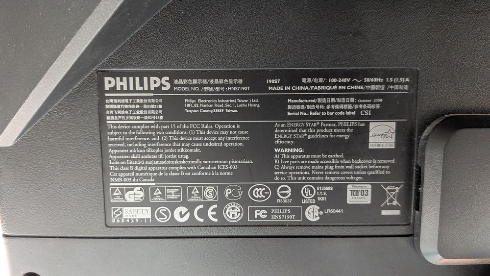 Monitores 4:3 a funcionar