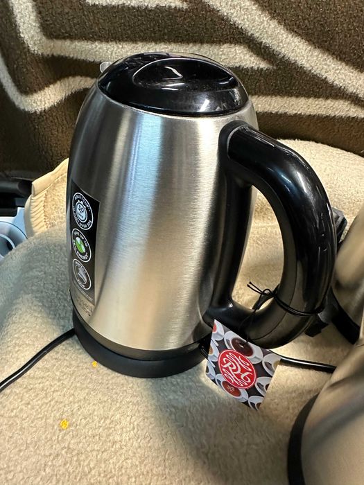 Електрочайник Russell Hobbs 24991-70