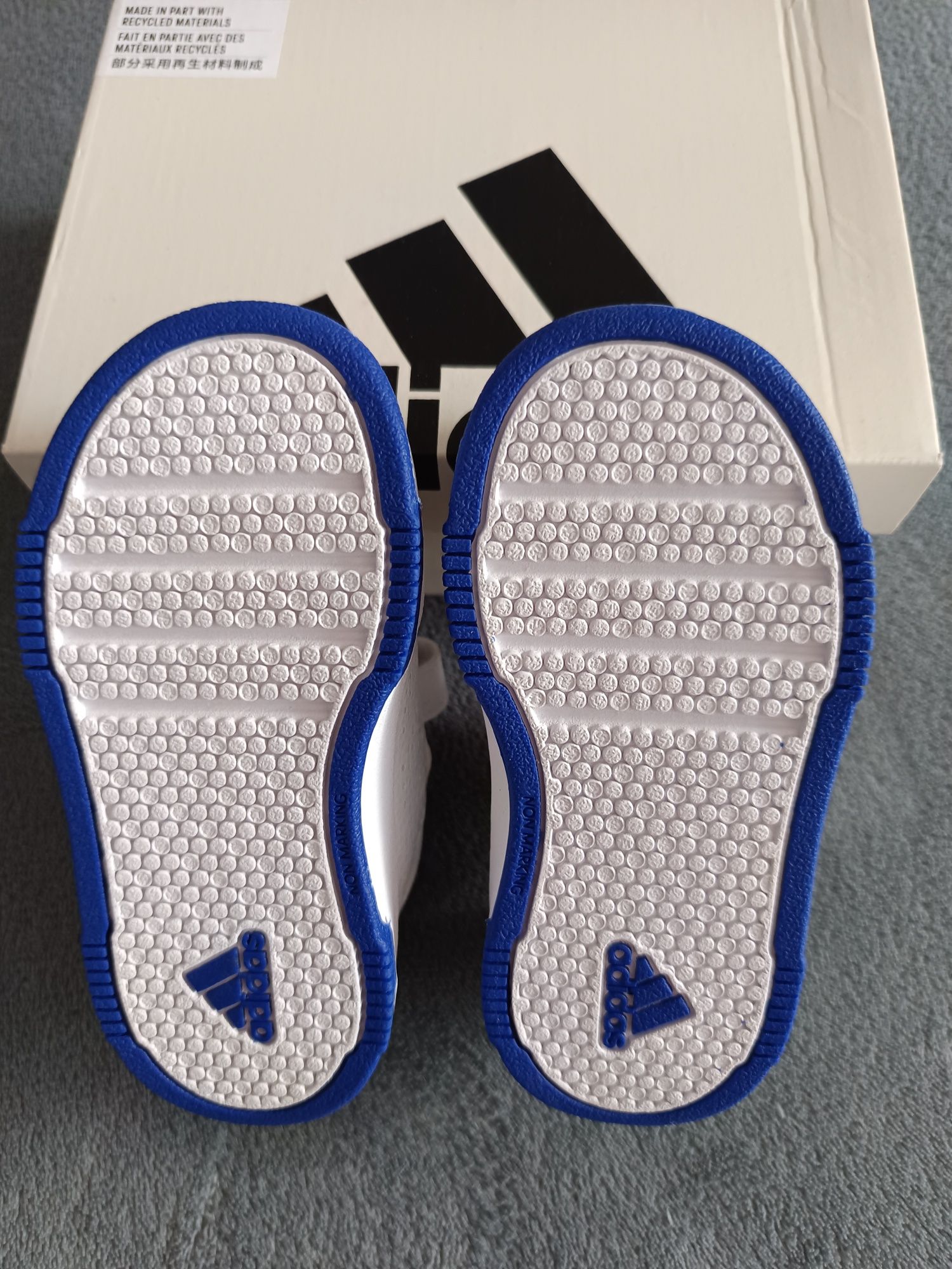 Nowe buty Adidas tensaur run 2.0 r.22