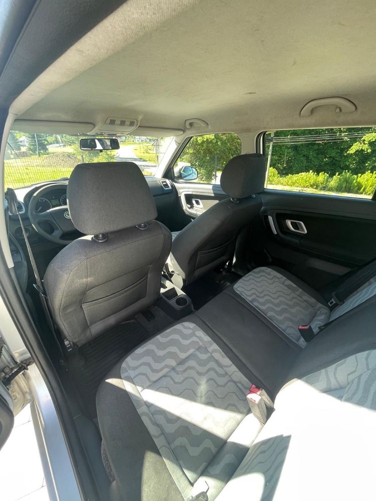 Skoda fabia 2  1,2 benzyna