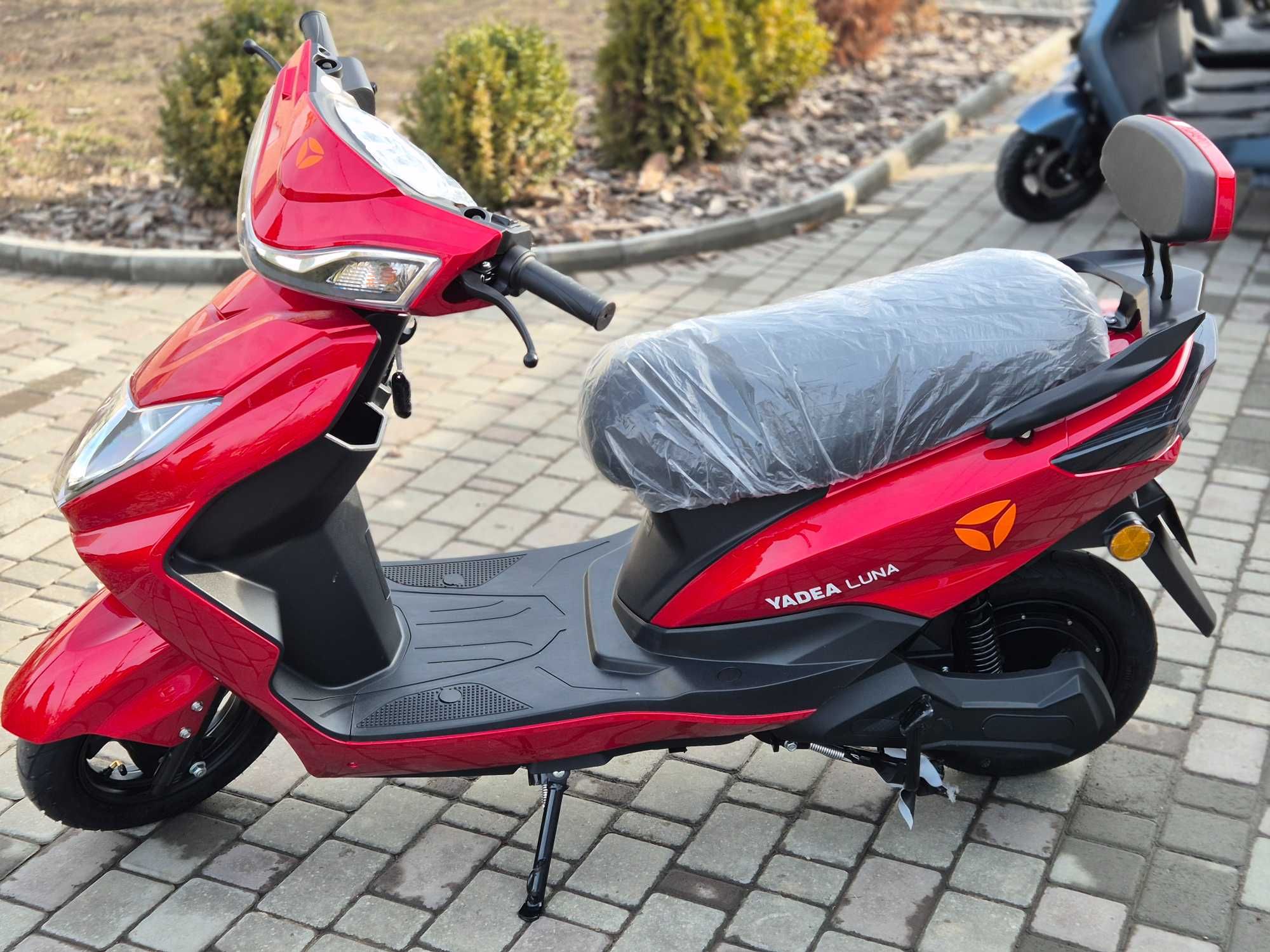 Електроскутер YADEA LUNA 1.8кВт