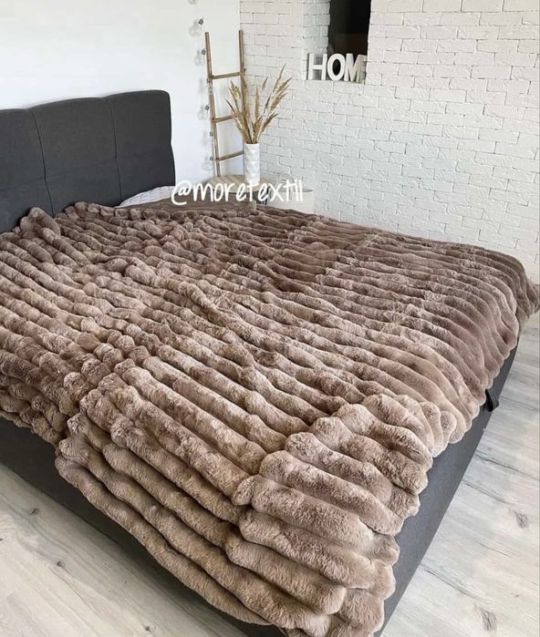 Покривало неймовірне!!! Теплюще!! Велике!!! Нове!!!