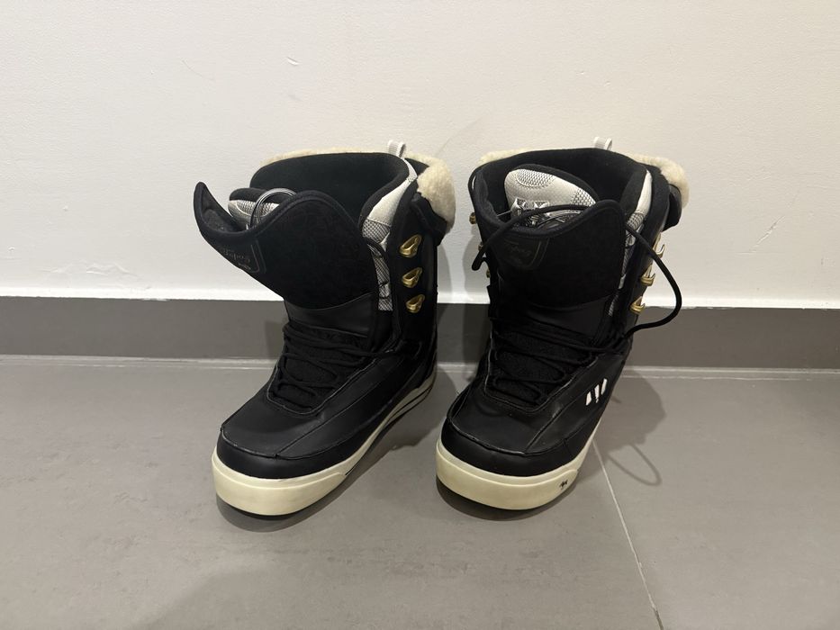 Damskie buty snowboardowe Northvwave