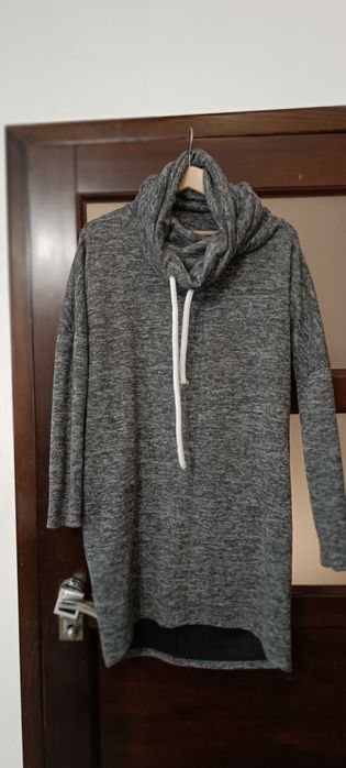 Szara długa bluza z kołnierzem L/XL