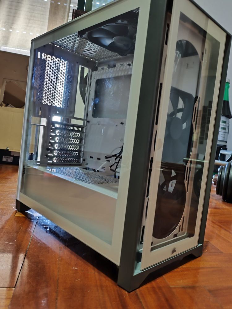 Caixa para montagem de pc gamer