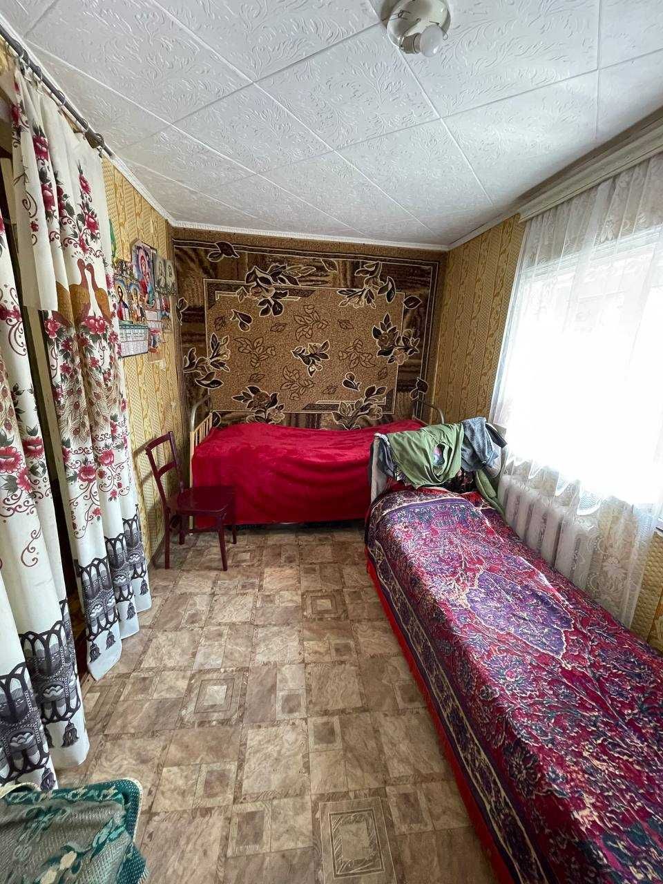Продам більшу частину будинку з окремим двором Новомиколаївка !!!