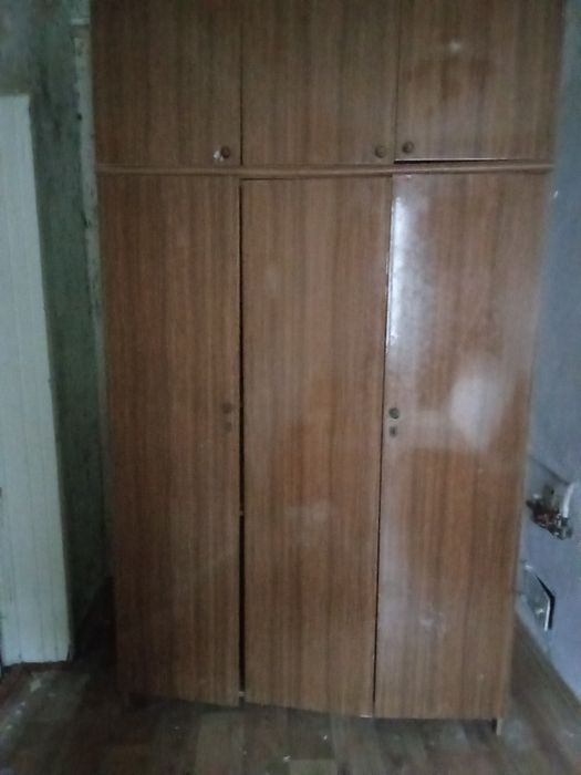 Отдам бесплатно шкаф