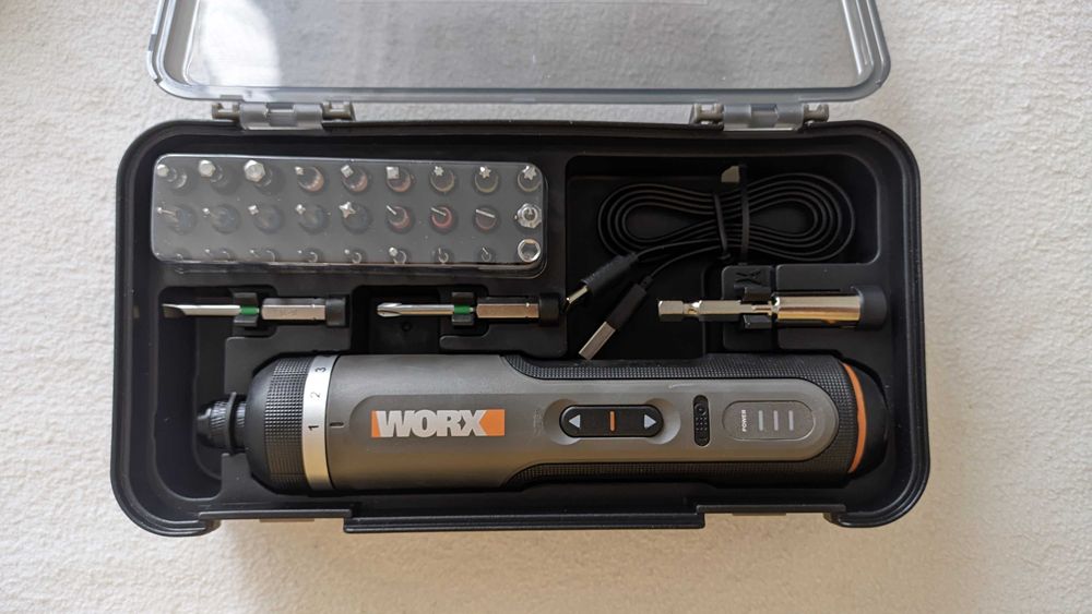 Отвертка аккумуляторная Worx WX242