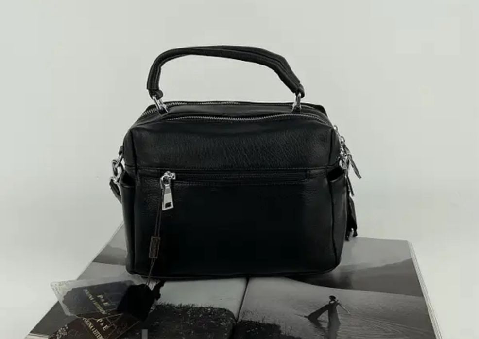 Сумочка жіноча